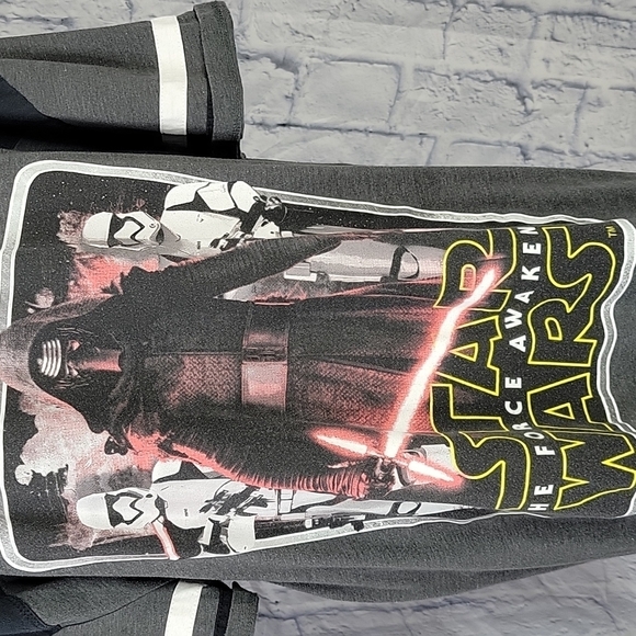 STAR WARS Gray and Black The Force Awakens Shirt 2XL - Picture 2 of 5